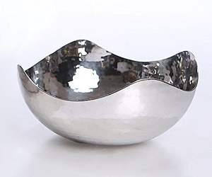 Wholesale Durable Stainless Steel Nut <b>Snack</b> <b>Bowl</b> Artisan Hammered Finish Food Grade Metal Serving Dish Customizable Kitchenware - Product Image 1