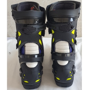 Botas de Motociclismo de Piel Genuina Keven Impex de Primera Calidad, Botas Impermeables y Transpirables por Encima de la Rodilla para Pakistán - Product Image 3