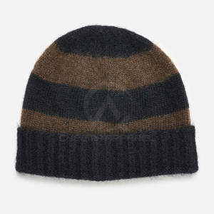 Gorro de punto a la moda con diseño elegante, ideal para estilo urbano, uso al aire libre y temporadas frías. - Product Image 2