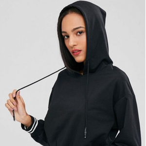 Sudadera Corta Transpirable para Mujer, con Logotipo Frontal, Color Negro, a la Moda, de Secado Rápido y Ligera - Product Image 4