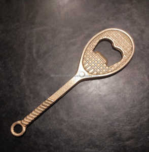 Brass <b>Ship</b> <b>Wheel</b> Tabletop Bottle Opener-Solid Frame Ergonomic Beverage Tool for Luxury Resorts & Fine Dining Operations - Product Image 4