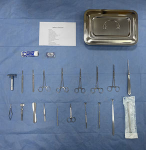 Caja de Instrumentos Médicos Manuales de Acero Inoxidable para Instrumentos Quirúrgicos de Calázion, Certificada por CE por SurgiRight - Product Image 4
