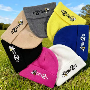 Bonnet tricoté personnalisé avec logo, uni ou rayé, pour activités de plein air, en tissu courant, idéal pour les voyages, pour hommes - Product Image 1