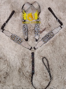 Conjunto de arreos para caballo de cuero genuino con pedrería de cristal de guepardo personalizada, ligero y de temporada, para un equipamiento cómodo de equitación. - Product Image 6