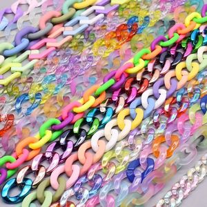 Modern <b>Resin</b> Chain Link <b>Sculpture</b> for Contemporary Interiors Luxury Handmade <b>Resin</b> Link Chain Decorative Ornament - Product Image 1