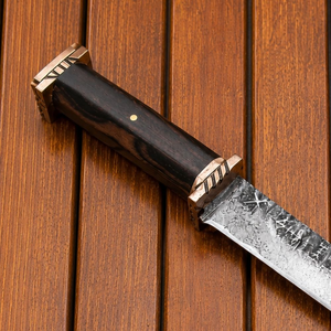 Couteau Viking Seax fait main en acier à haute teneur en carbone, lame fixe, couteau de chasse et de bushcraft avec étui en cuir, fabricant en gros - Product Image 4