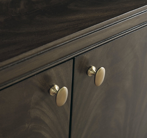 Buffet bas moderne en bois de mahogany massif avec prise électrique intégrée, meuble de rangement contemporain et minimaliste pour salon - Product Image 3
