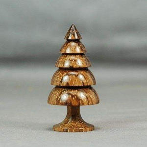 Nouveaux sapins de Noël en bois naturel, faits à la main, pour table, avec base rectangulaire - Product Image 3