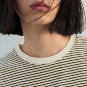 Conception de t-shirts à manches courtes et col rond avec coupe décontractée, design rayé, prix abordable, haute qualité, avec logo personnalisé - Product Image 2