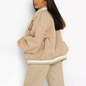 Chaqueta Varsity de Manga Larga para Mujer, Venta al por Mayor, Diseños Únicos Personalizados, Ropa Casual Urbana, Personalizable, Impermeable, Transpirable, Lisa - Product Image 4