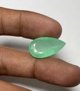Esmeralda Natural de Zambia, Corte Pera Verde, Gema Suelta para Joyería - Product Image 1