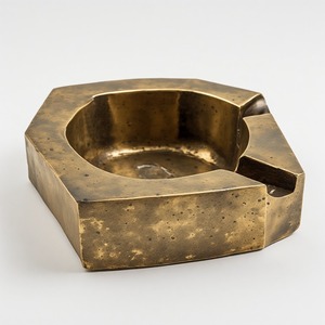 <b>Customized</b> Metal Cigar Ashtray Classic Style Durable Design for Smoking Accessories - Product Image 2