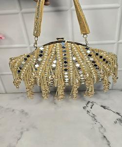 Sacs à main de luxe en cuir faits à la main, vente en gros, fermeture à glissière unique, sacs imperméables brodés pour femmes - Product Image 2