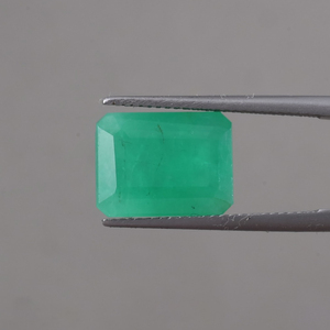 Émeraude naturelle certifiée IGI, pierre précieuse en vrac, 7,15 carats, taille émeraude 13x10mm, vente en gros, vert premium, bijoux fins, pierre précieuse légère - Product Image 1