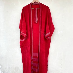 Robe Kimono Soie Rouge Kimono Soie Vintage Kimono Fait Main Nouvelle Collection Robes - Product Image 1