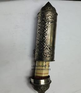 กล่องใส่เครื่องหอมสไตล์ธิเบตที่ตกแต่งด้วยมันตราทิเบต - Product Image 2