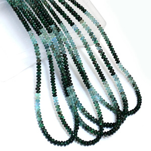 Cuentas redondas lisas de esmeralda AAA+ de 4 mm, esmeralda verde natural multicolor, piedras preciosas semipreciosas sueltas para la fabricación de joyas. - Product Image 1