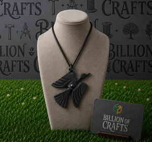 Collar con Colgante de Águila Vikinga de Hierro Forjado a Mano, Diseño Animal Grabado, Artículo Coleccionable de Forma Irregular, Marca BOC - Product Image 1