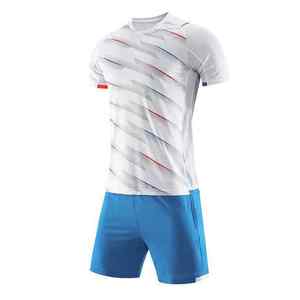 เสื้อฟุตบอลแบบใหม่ปี 2026 ระบายอากาศได้ดี ผลิตจากโพลีเอสเตอร์ 100% คอวี พิมพ์ลายแบบซับลิเมชั่น ชุดทีม ขายส่ง ชุดยูนิฟอร์ม - Product Image 1