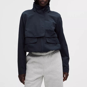 Chaqueta Corta de Mujer Minimalista al por Mayor con Cuello Alto, Manga Larga, Color Sólido, Cortavientos y Cremallera para Otoño - Product Image 1