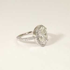 Bague de fiançailles en diamant de laboratoire ovale 3 carats certifié IGI, or massif 10K 14K 18K, pavé - Product Image 5
