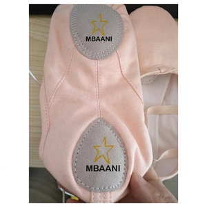Chaussons de ballet souples MBAANI, dessus en satin, semelle en caoutchouc, chaussures de danse plates pour filles, fournisseur de chaussons de ballet roses, fournisseur de chaussons de danse. - Product Image 5