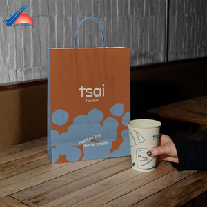 Sac cadeau en papier fin personnalisé avec poignée |   Sac de courses imprimé léger pour la vente au détail et la promotion - Product Image 1