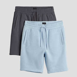 Pantalones cortos tipo bermuda de algodón azul claro para hombre con cintura con cordón y bolsillos laterales estilo casual - Product Image 2