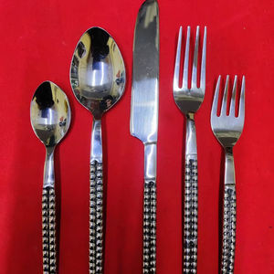 Elegant Stainless Steel <b>Flatware</b> Set Modern Silverware Cutlery Set Modern Design High Quality Hand Polished <b>Flatware</b> Set - Product Image 1