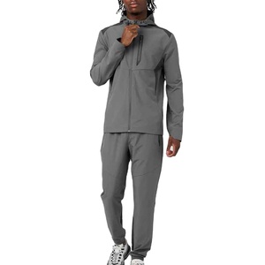 Fabricant de survêtements sportifs OEM à faible MOQ pour hommes, ensemble 2 pièces en nylon coupe-vent, veste et pantalon de survêtement unis. - Product Image 1