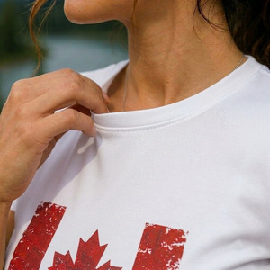 T-shirt court personnalisé Y2K pour femme, motif drapeau, en polyester et élasthanne, tricot doux anti-boulochage - Product Image 4