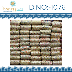 Tela Premium Fendy Georgette de Punto por Urdimbre de Poliéster/Nylon/Metalizado con Cuentas Florales para Prendas de Boda para Niños y Niñas, Peso Medio - Product Image 4