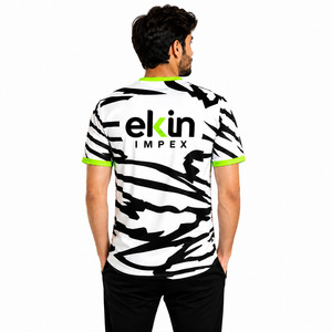 Camiseta de fútbol con estampado por sublimación personalizada, camiseta de entrenamiento deportivo de manga corta para hombre - Product Image 4