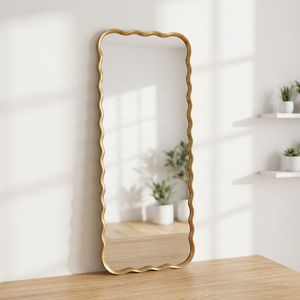 Miroir sur pied de grande taille avec cadre en métal doré antique au design ondulé moderne pour la décoration de la maison - Product Image 1