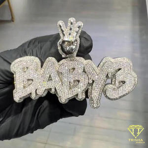 จี้ฮิปฮอปแบบ Iced Out สำหรับเด็ก สร้อยคอตัวอักษรสั่งทำได้ ประดับเพชรโมอิสซาไนต์เต็มชิ้น สำหรับผู้ชาย - Product Image 2