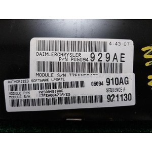 300 ECU y Módulos de Computación Usados 05094929AE - Product Image 4