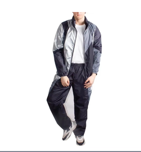 Ensemble de survêtement coupe-vent pour homme de haute qualité, 2 pièces, logo personnalisé, fermeture éclair, survêtements en nylon coupe-vent, prix de gros - Product Image 1