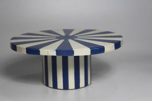 Soporte para Pastel de Madera con Cúpula Acrílica Transparente Resistente a Roturas, al Mejor Precio - Product Image 3