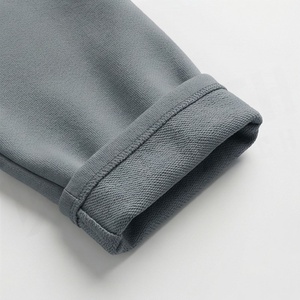 Conjunto de 2 Piezas para Mujer, Sudadera y Pantalones Cortos de Punto, Cuello Redondo, Color Sólido, Corte Holgado, Estilo Casual, Largo por Encima de la Rodilla, 100% Algodón - Product Image 6