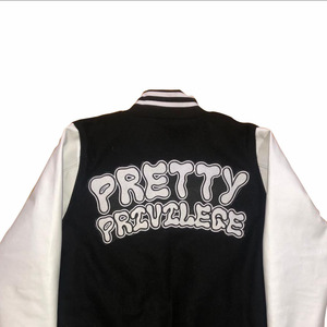 เสื้อแจ็คเก็ตเบสบอลแบบ Letterman สำหรับผู้ชาย ตัวเสื้อทำจากผ้าขนสัตว์ แขนเสื้อทำจากหนังแท้ สไตล์วิทยาลัย ปักโลโก้ - Product Image 4
