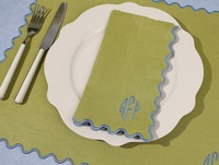 Serviettes de table rectangulaires en lin 100% de haute qualité, faites à la main, brodées avec un motif floral, monogramme personnalisé, pour mariage, usage domestique, élégantes