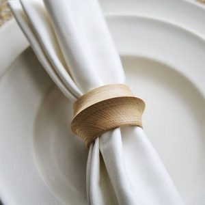 Anneaux de serviette en bois faits à la main, supports de table décoratifs pour mariages, dîners, événements et hôtellerie - Product Image 6
