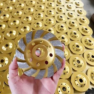 Disque abrasif diamanté segmenté turbo SF 125 mm, 18 lames, épaisseur 10 mm, pour polissage du béton, coupe du ciment et de la pierre, usage industriel - Product Image 3