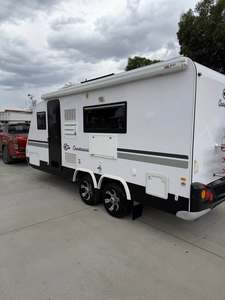 Nuevo Diseño, Estándar Australiano, Remolque para Transporte de Vehículos Todoterreno, Caravana, RV, Mini Caravana para Viajes Familiares en Venta en Australia - Product Image 1