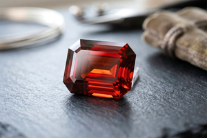Superbe grenat rouge en vrac, forme octogonale 8x6mm, pierre facettée à prix de gros - Product Image 4