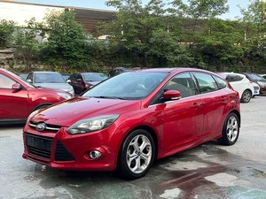 ฟอร์ด โฟกัส ปี <span class=keywords><strong>2012</strong></span> เครื่องยนต์ 2.0 ลิตร เกียร์อัตโนมัติ รุ่น Luxury Sports ราคาถูก - Product Image 1