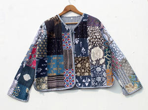 Vestes matelassées vintage à manches longues, décontractées, faites à la main, en coton, pour femmes, réversibles, style bohème hippie, avec dentelle. - Product Image 2