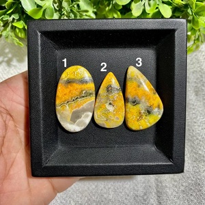 พลอยแจสเปอร์สีเหลืองมัสตาร์ดธรรมชาติ รูปทรงคาโบชอง ลายพิเศษ สำหรับการทำสมาธิ การบำบัดด้วยเรกิ การแสดงออกของพลังงาน โยคะ - Product Image 4