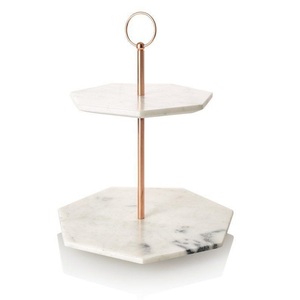 Ensemble de supports à gâteaux en forme d'arbre avec oiseaux blancs et branches dorées, plateau de présentation en résine fait main, 3 pièces - Product Image 2