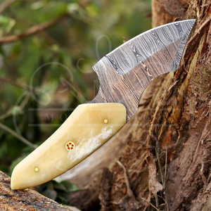 Couteau de chasse artisanal en acier Damas avec manche en os de chameau et étui en cuir – Équipement de survie extérieur haut de gamme - Product Image 2